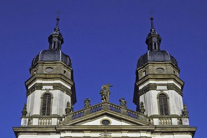Doppeltürme der Barockkirche von Kloster Schöntal